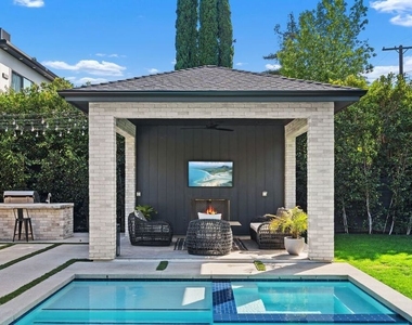 4937 Rubio Avenue - Photo Thumbnail 8