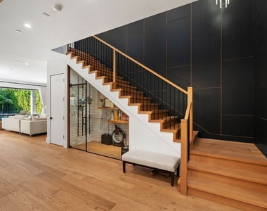 4937 Rubio Avenue - Photo Thumbnail 34