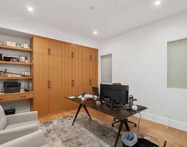 4937 Rubio Avenue - Photo Thumbnail 12