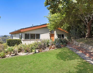 2021 Park Drive - Photo Thumbnail 4