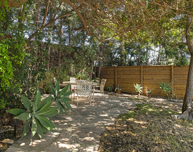2021 Park Drive - Photo Thumbnail 3