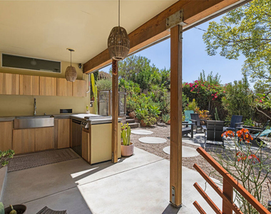 2021 Park Drive - Photo Thumbnail 27