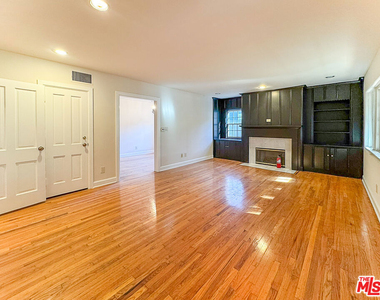2445 22nd Street - Photo Thumbnail 21