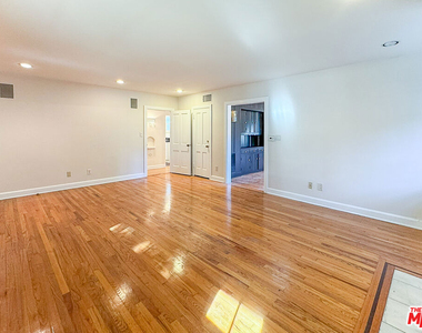 2445 22nd Street - Photo Thumbnail 11