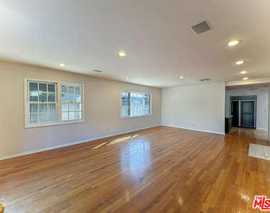 2445 22nd Street - Photo Thumbnail 13