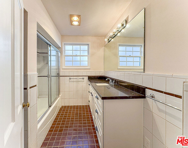2445 22nd Street - Photo Thumbnail 19