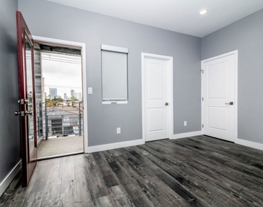 1623 S New Hampshire Avenue - Photo Thumbnail 6