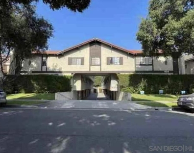 408 N Curtis Ave - Photo Thumbnail 5