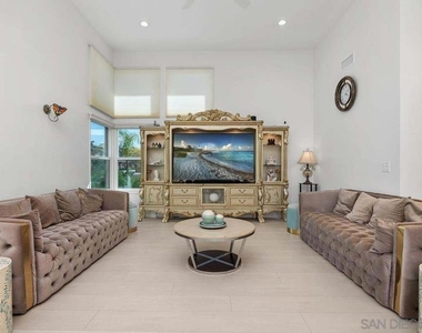 18353 Camberwell Ln - Photo Thumbnail 5