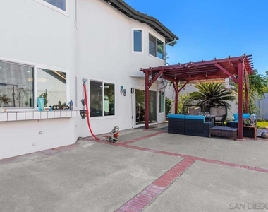 18353 Camberwell Ln - Photo Thumbnail 17
