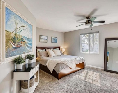 6325 Morlan - Photo Thumbnail 11