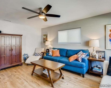 6325 Morlan - Photo Thumbnail 9