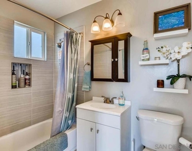 6325 Morlan - Photo Thumbnail 13