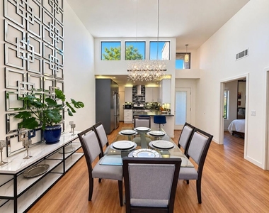 72477 Rolling Knoll Drive - Photo Thumbnail 1