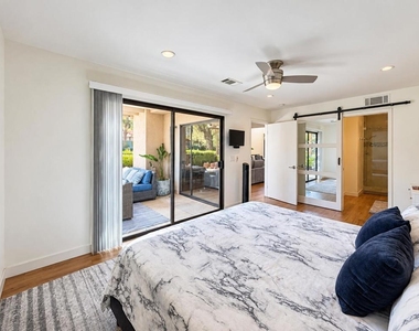 72477 Rolling Knoll Drive - Photo Thumbnail 15