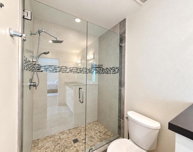 72477 Rolling Knoll Drive - Photo Thumbnail 23