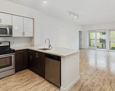 1333 Powell Street - Photo Thumbnail 41