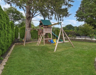5 Crabapple Lane - Photo Thumbnail 26