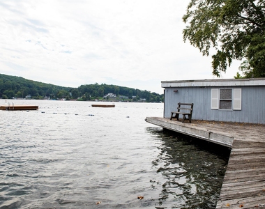 112 W Lake Boulevard - Photo Thumbnail 7