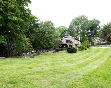 112 W Lake Boulevard - Photo Thumbnail 3