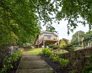 112 W Lake Boulevard - Photo Thumbnail 5