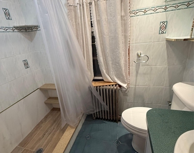 162-15 85th Avenue - Photo Thumbnail 5