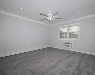 60 Chelsea Court - Photo Thumbnail 10