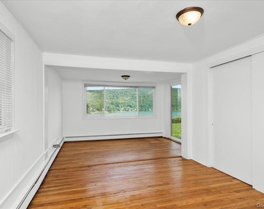 14 Hemlock Hill - Photo Thumbnail 19