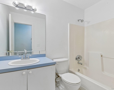 22 Red Maple Road - Photo Thumbnail 14