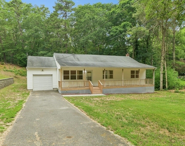22 Red Maple Road - Photo Thumbnail 1