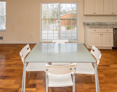 62 Bristol Circle - Photo Thumbnail 14