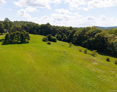 17 Slate Field Lane - Photo Thumbnail 2