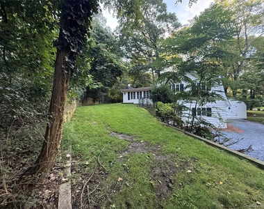 70 Rinaldo Road - Photo Thumbnail 4