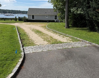 169 E Shore Road - Photo Thumbnail 10