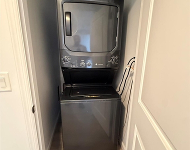 169 E Shore Road - Photo Thumbnail 8