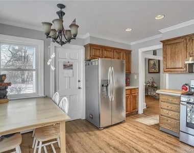 30 Montebello Road - Photo Thumbnail 8