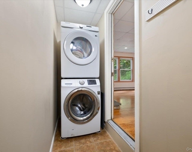 272 Brewster Hill Road - Photo Thumbnail 14