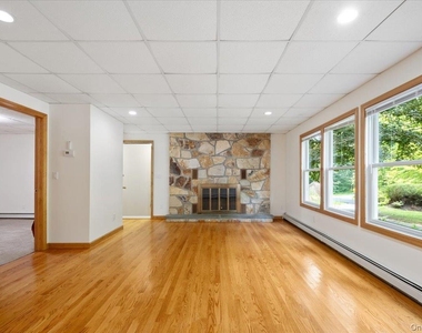 272 Brewster Hill Road - Photo Thumbnail 5