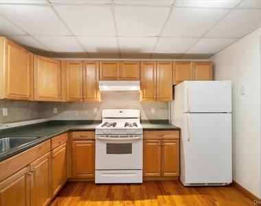 272 Brewster Hill Road - Photo Thumbnail 3