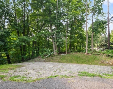 272 Brewster Hill Road - Photo Thumbnail 17