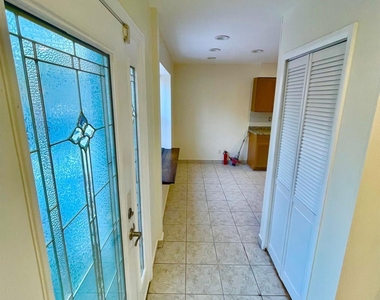 9 Lawry Court - Photo Thumbnail 6