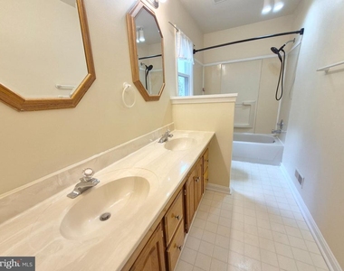 125 Ivywood Drive - Photo Thumbnail 26
