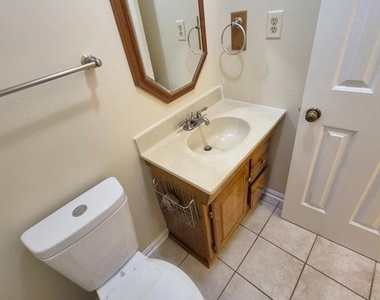 125 Ivywood Drive - Photo Thumbnail 13