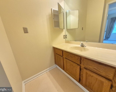125 Ivywood Drive - Photo Thumbnail 20