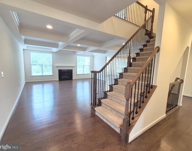 15 Sweet William Drive - Photo Thumbnail 5