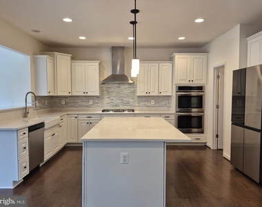 15 Sweet William Drive - Photo Thumbnail 11