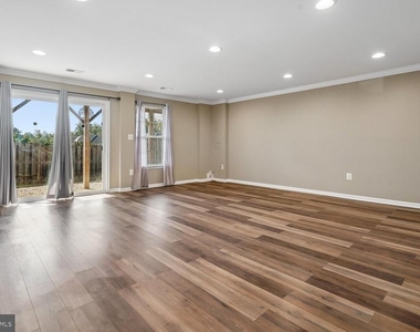 3103 Alliance Court - Photo Thumbnail 18