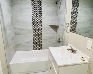 14684 Cloverdale Road - Photo Thumbnail 1