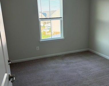 7546 Mint Springs Court - Photo Thumbnail 24
