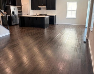 7546 Mint Springs Court - Photo Thumbnail 12